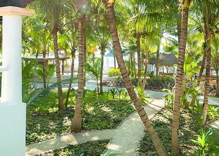 Resort El Dorado Seaside Oceanfront, & Inclusive - Adults Only